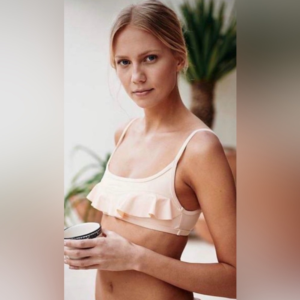 Free People Gnash Frilla Bikini top size 6